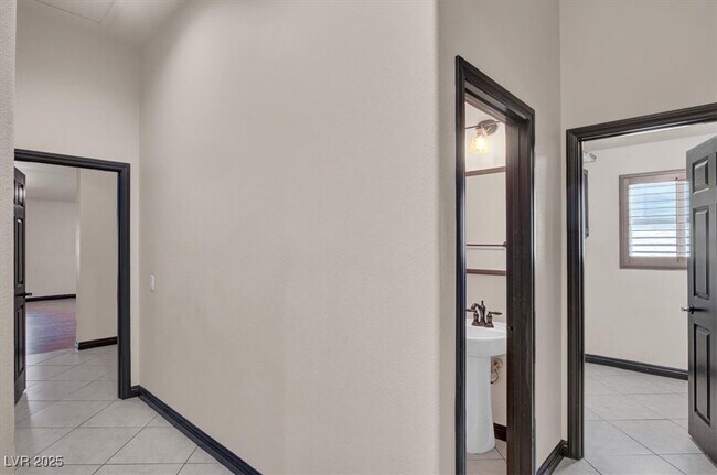 Building Photo - 8225 Cabin Springs Ave