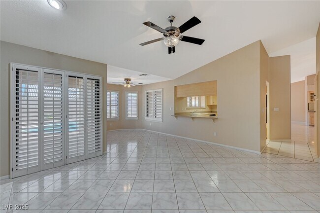 Building Photo - 6317 W Canyon Ridge Dr