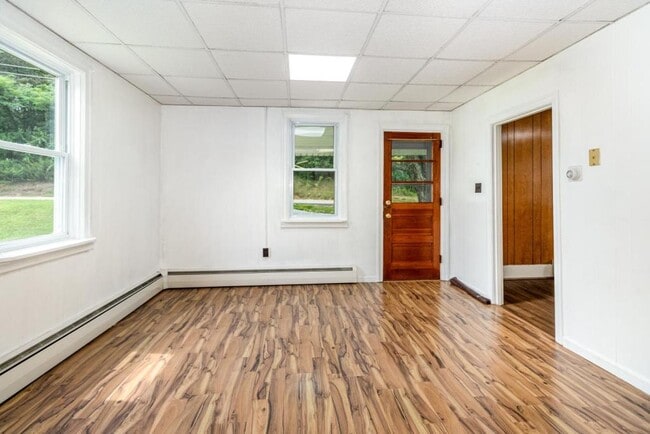 Building Photo - 8053 Spring Rd