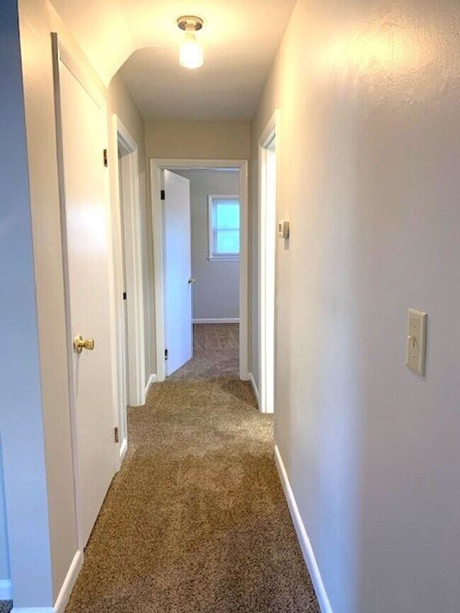 Building Photo - 50% OFF UNTIL 2026!  APPLICATION FEE ONLY ...