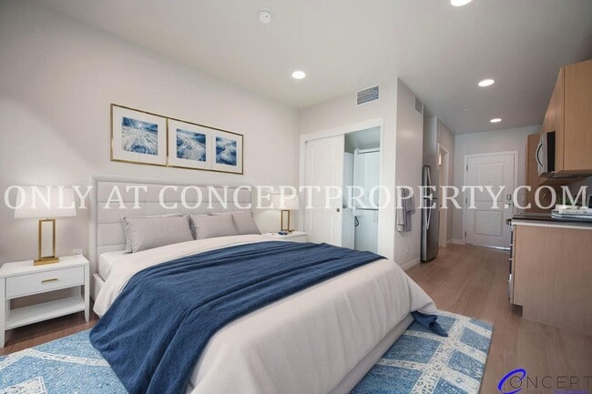 Building Photo - Brand New Luxury Community In Desirable Park City!