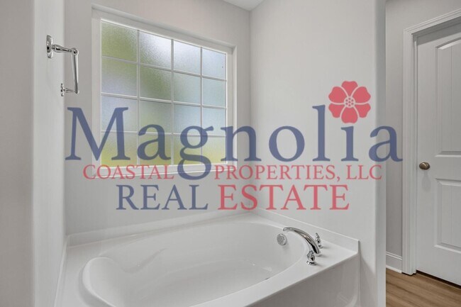 Building Photo - Spacious 4 Bedroom Home with Bonus Room in The Palms at New Hampstead!