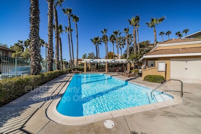 Building Photo - 31977 Arlington Cir