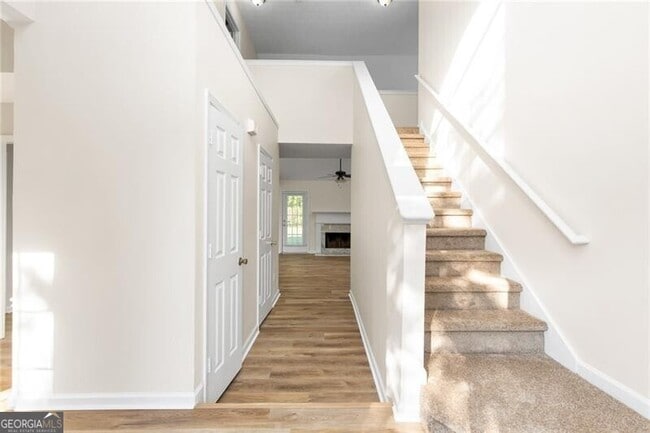 Building Photo - 1090 Norwalk Trce