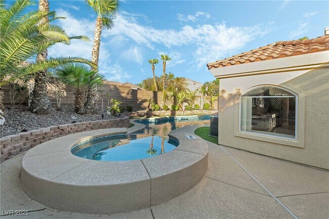 Building Photo - 2583 Mizzoni Cir