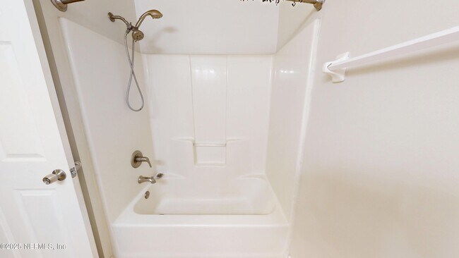 Building Photo - 4434 Cobblefield Cir W