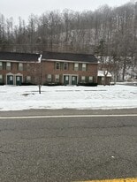 Building Photo - 795 Cedar Creek Rd