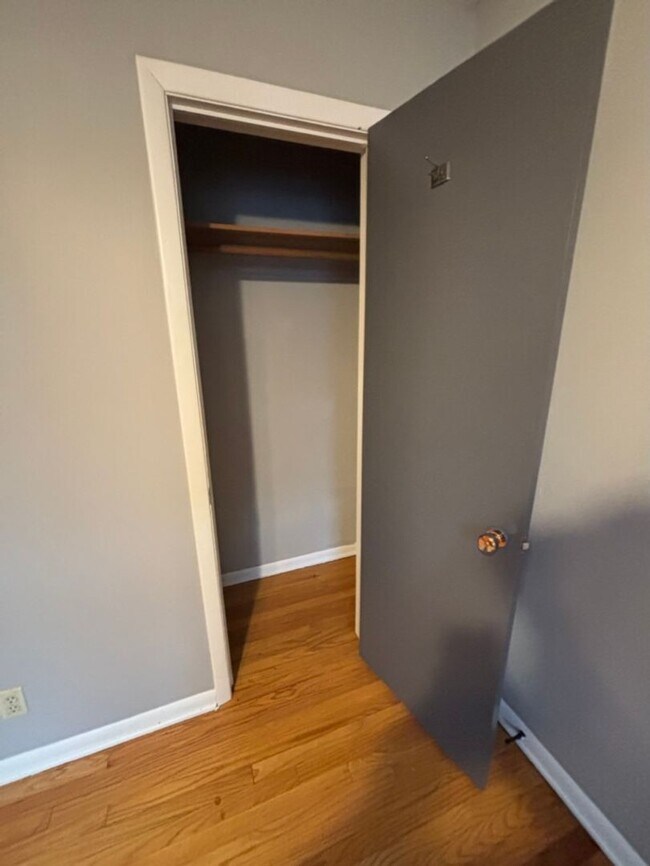 Building Photo - 2930 N 51st St