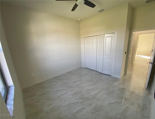 Building Photo - 194 Yager Cir