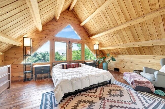 Building Photo - 2689 Daisy Ln