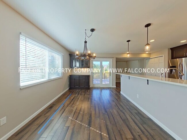 Building Photo - 133 Dolomite Dr