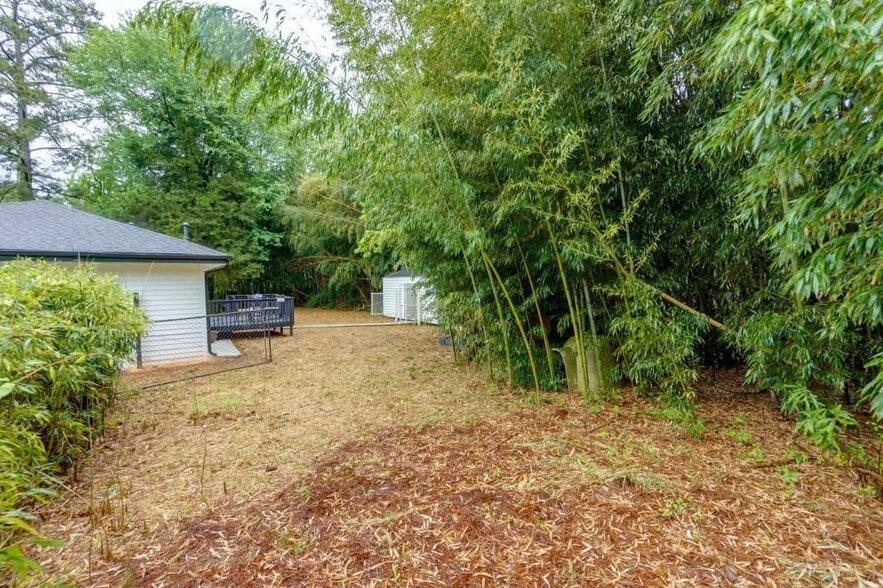 Building Photo - 2636 Sandtown Rd SW