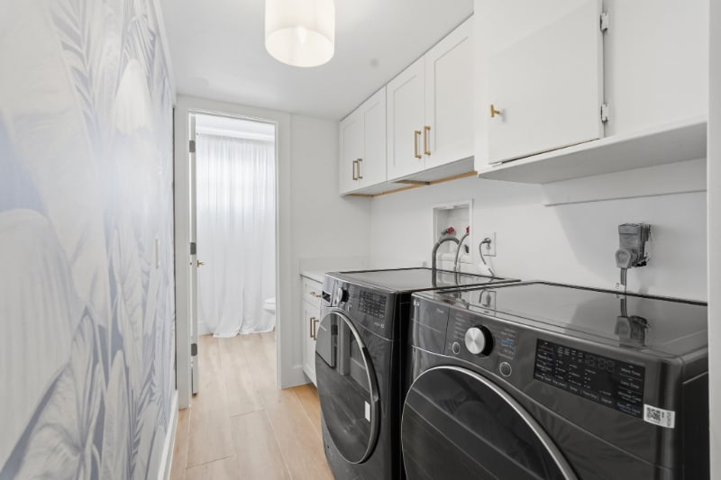 Building Photo - 5510 Venetian Blvd NE