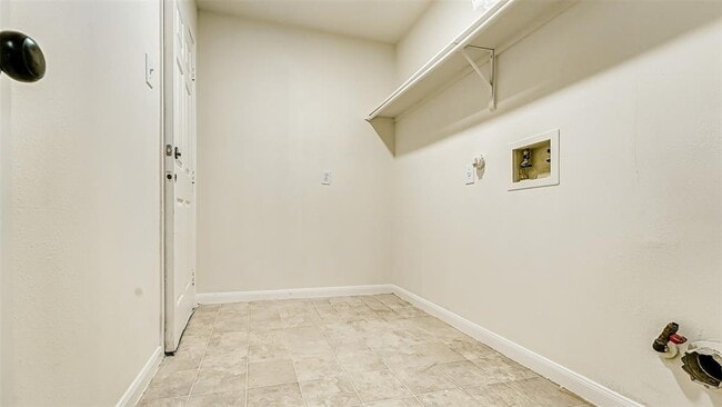 Building Photo - 1905 Vineyard Hill Ct