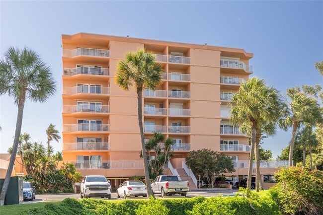 Building Photo - 7432 Sunshine Skyway Ln S