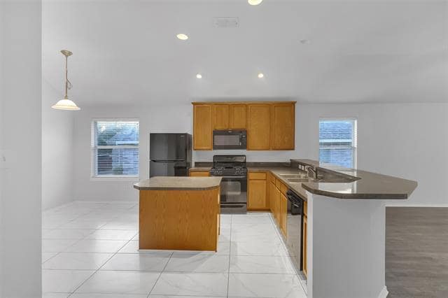 Building Photo - 10428 Bradshaw Dr