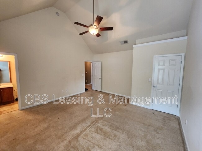 Building Photo - 25 Avery Dr