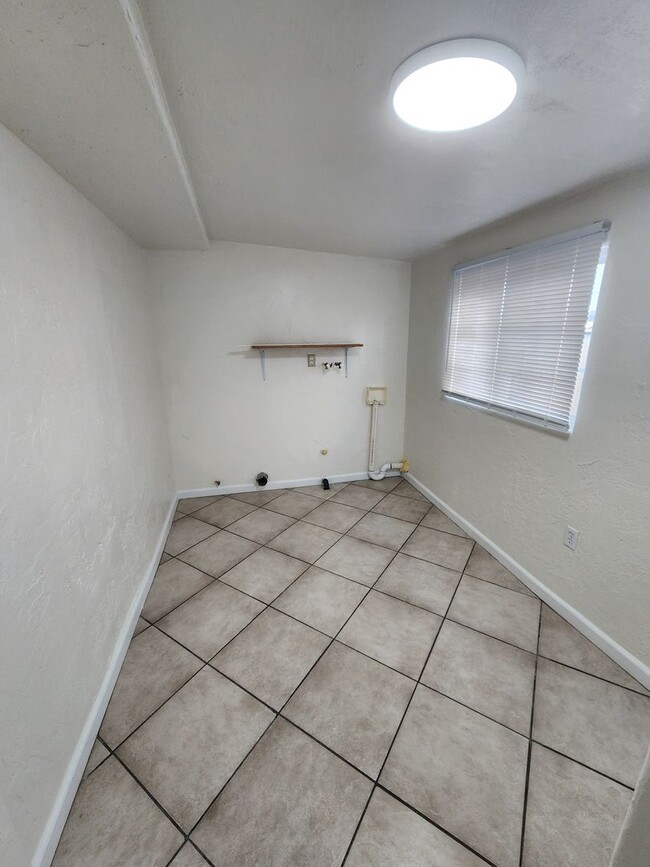 Building Photo - Charming Single Level, 2 Bed, 1 Bath in Grover Beach