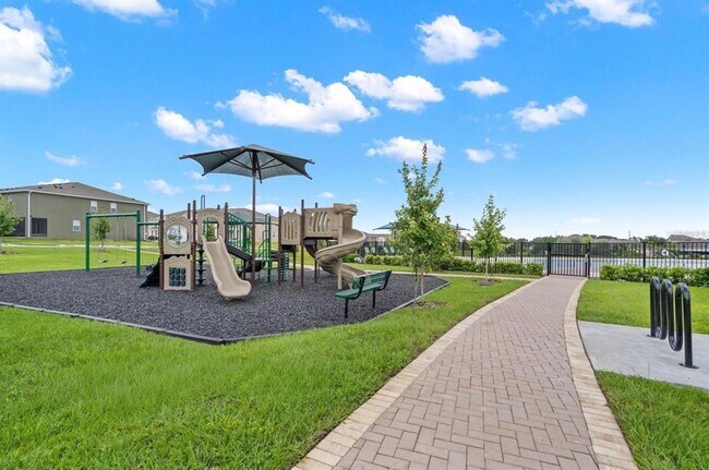 Building Photo - 1535 Lumber Ave