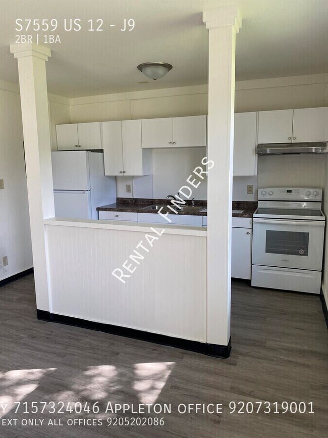 Building Photo - S7559 US-12