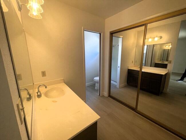 Building Photo - 3 Bedroom home in Sunset Park Subdivision