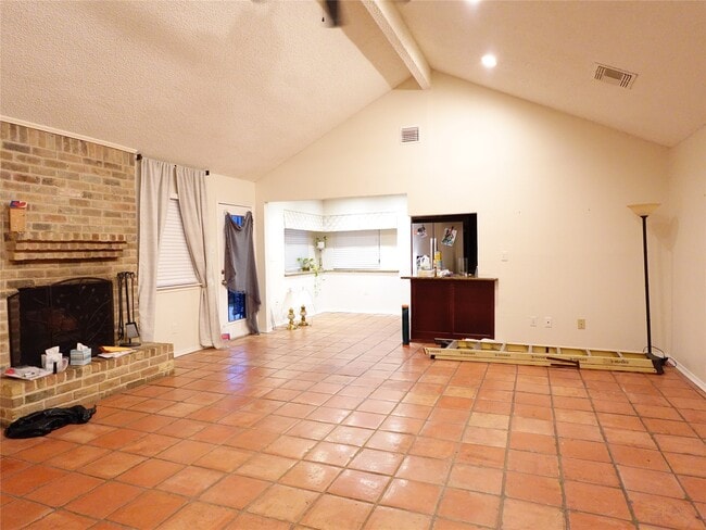 Building Photo - 6215 Pinole Forest Dr