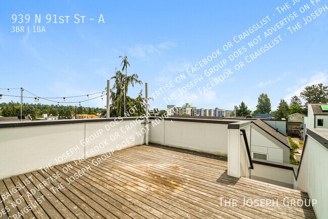 Building Photo - 939 N 91st St