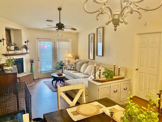 Building Photo - 401 Londonberry Dr