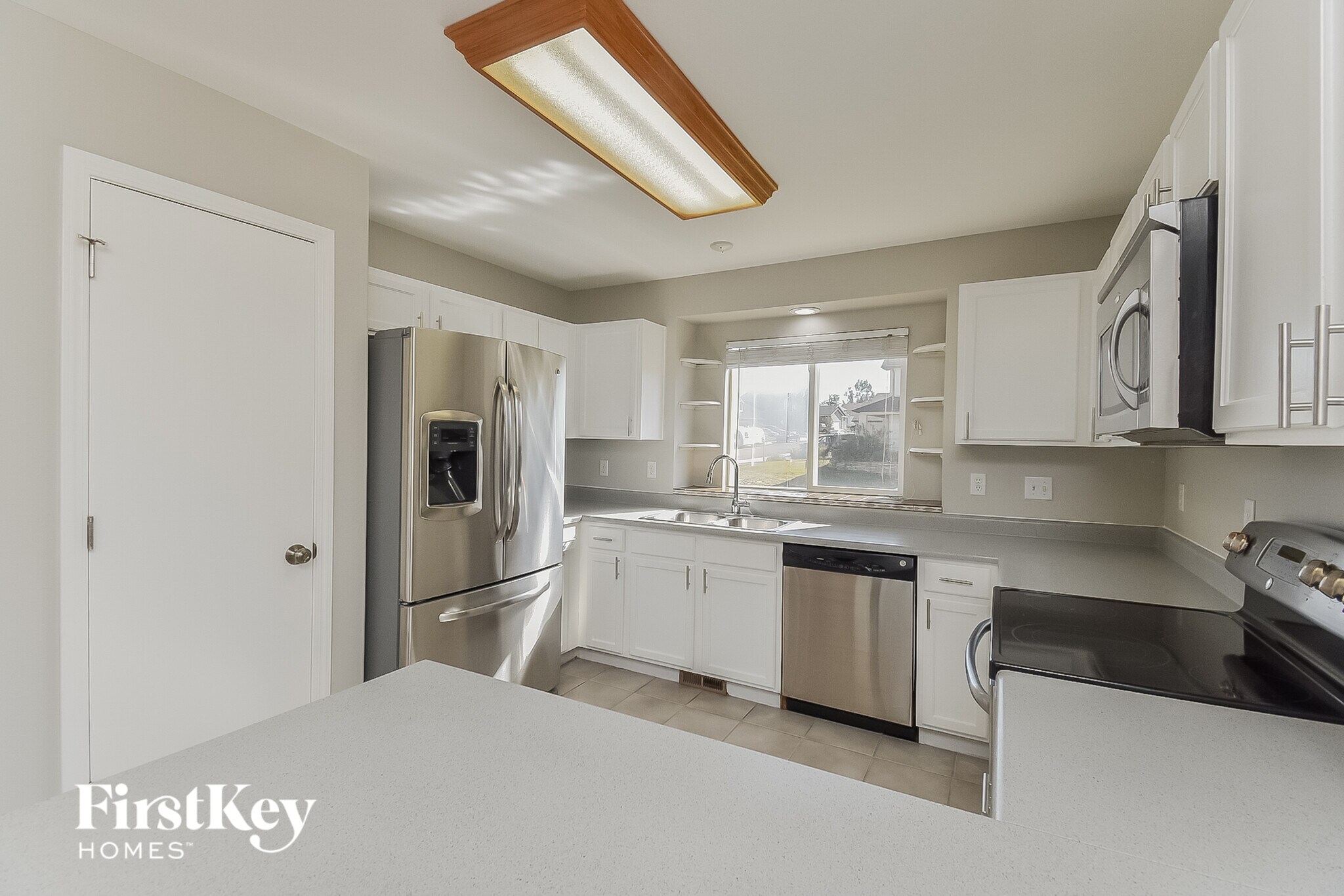 Building Photo - 5322 Bradley Cir