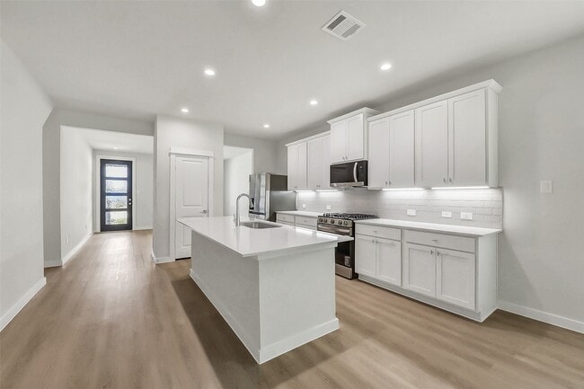 Building Photo - 8435 Red Shiner Wy