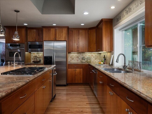 Building Photo - 1128 Allston Ct
