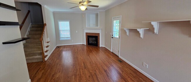 Building Photo - 4049 Clinard Ave