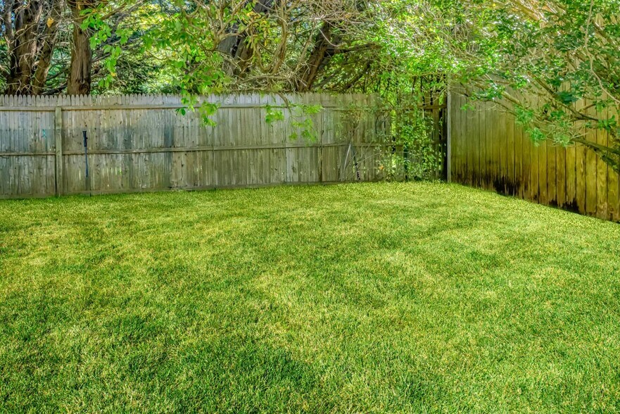 Building Photo - 48 Osborne Ave