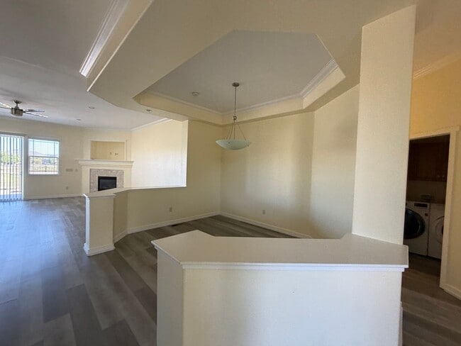 Building Photo - 1041 Turnberry Dr