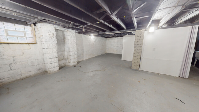 Building Photo - 704 Princeton Blvd