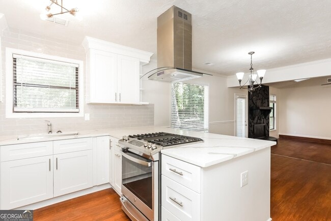 Building Photo - 115 Poplar Wy