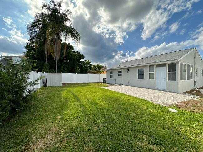 Building Photo - Winter Park Gem! Lovely Single Family Home...