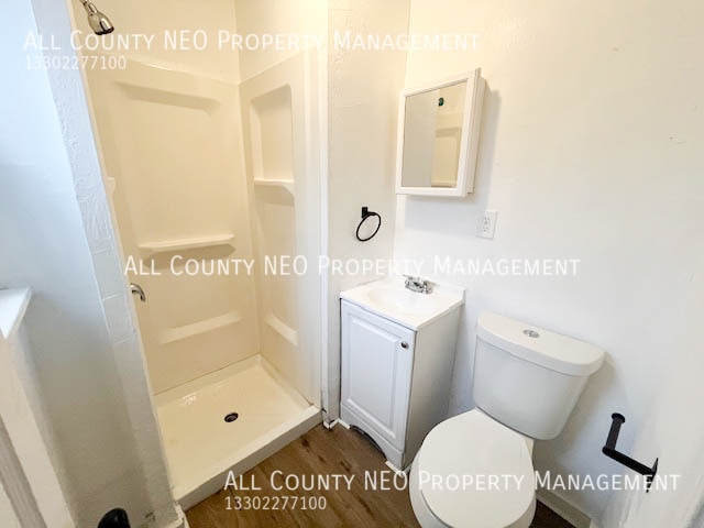 Building Photo - 3400 E 52nd St