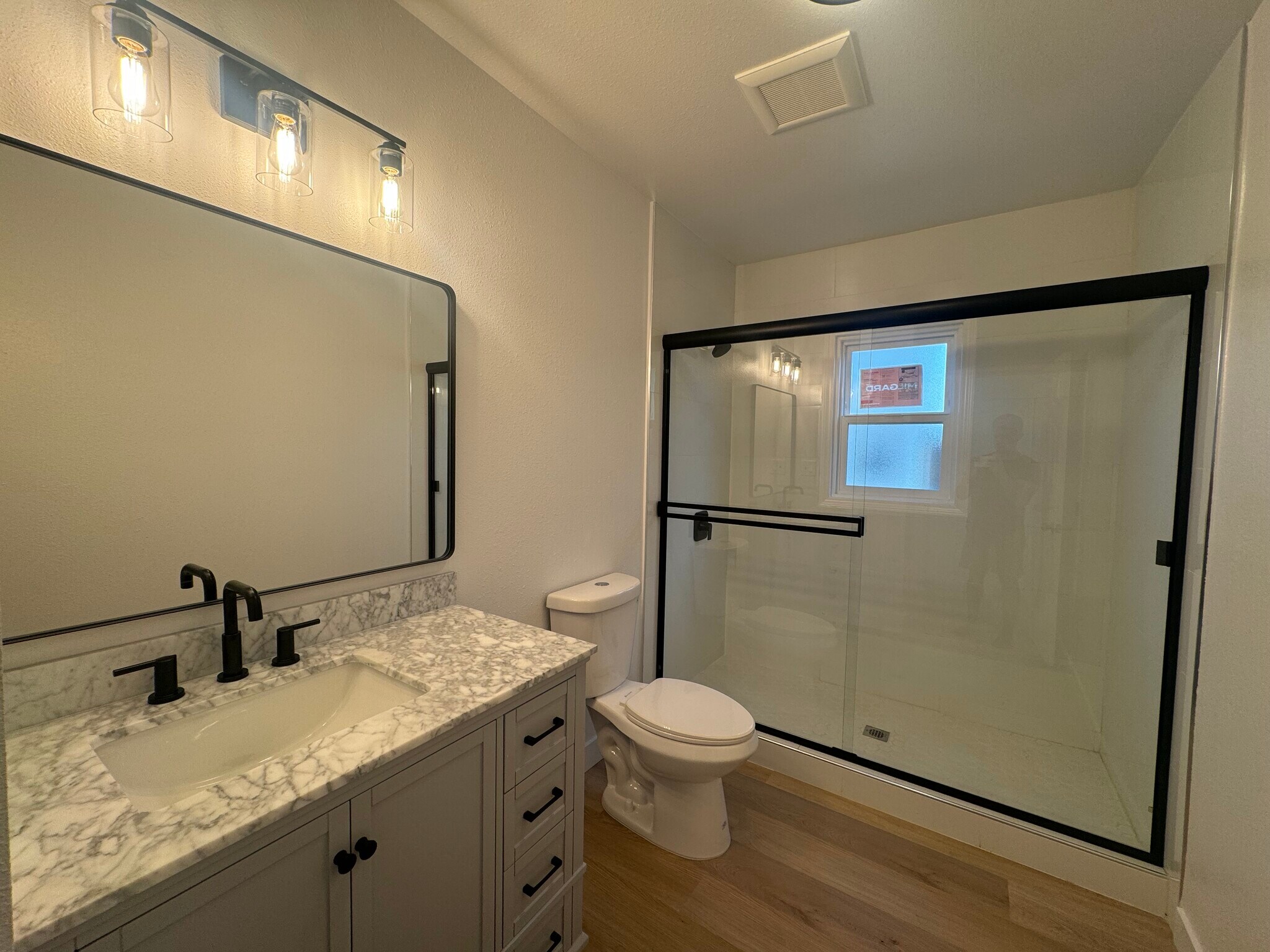 Building Photo - 1215 N Vista St