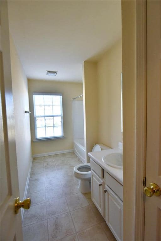 Building Photo - 493 Windstone Trail