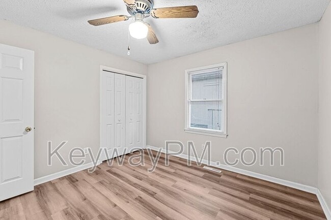 Building Photo - 48 Bluff Pointe Way