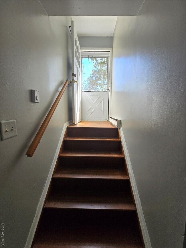 Building Photo - 43 Glenmere Homesites Rd