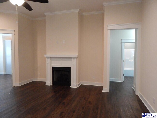 Building Photo - 3750 Tetbury St