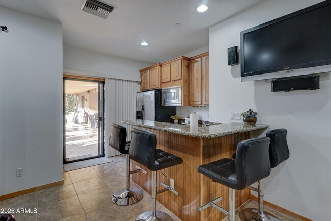 Building Photo - 6502 N 81st Pl