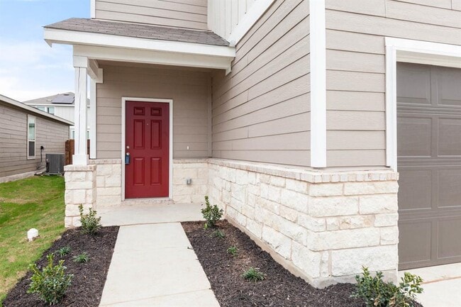 Building Photo - 116 Fiery Skipper Ln