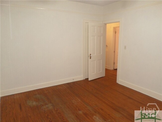 Building Photo - 141 Rommel Ave