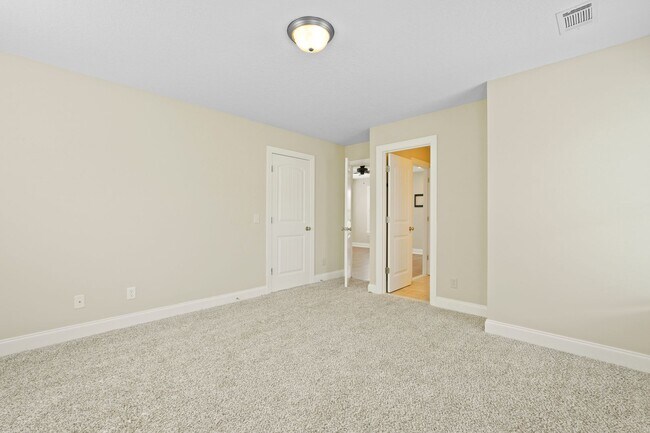 Building Photo - 3 Bedroom Dunham Marsh Beauty with Outdoor Fireplace and Resort-Style Community Amenities