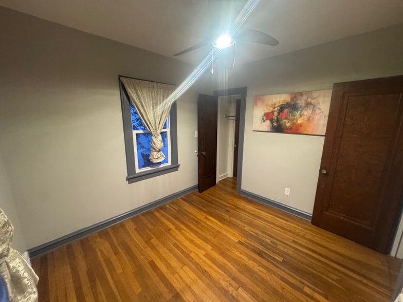 Building Photo - 7414 Marlborough Ave