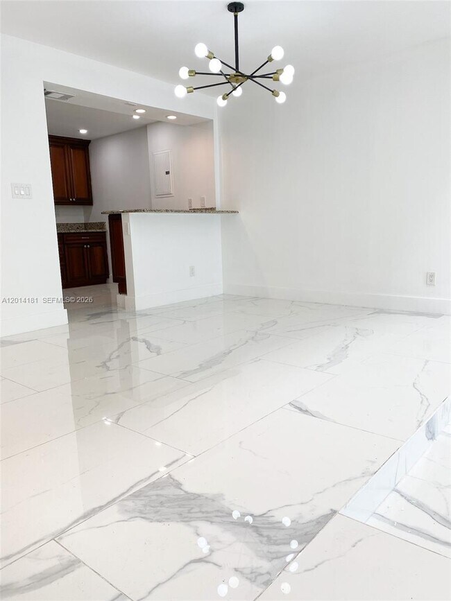 Building Photo - 316 Poinciana Island Dr