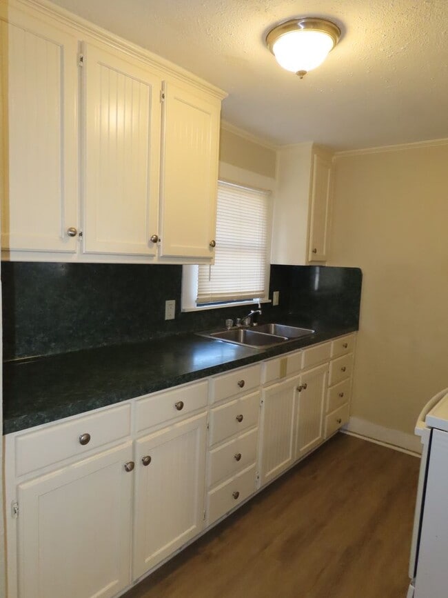 Building Photo - Charming 2 Bedroom, 1 Bathroom House in Tyler!